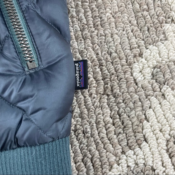 Patagonia Down Puffer Vest - Picture 6 of 8